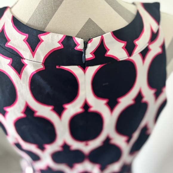 Womens Crown & Ivy Sleeveless Sheath Dress Geometric Print Navy White 10 - Picture 8 of 8